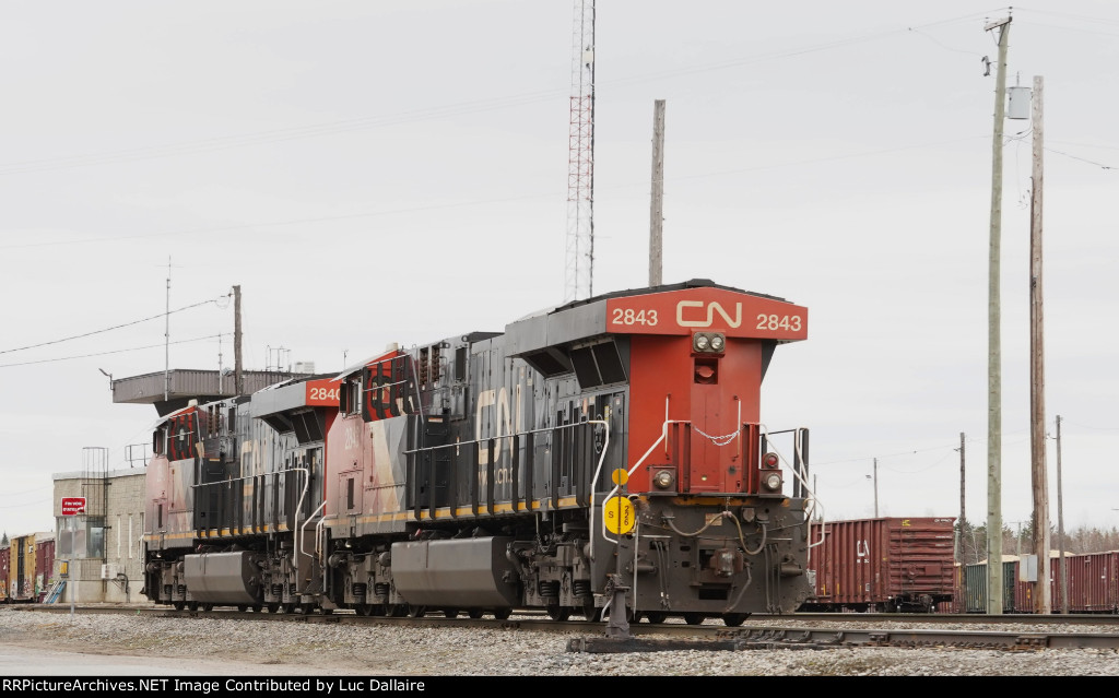 CN 2840